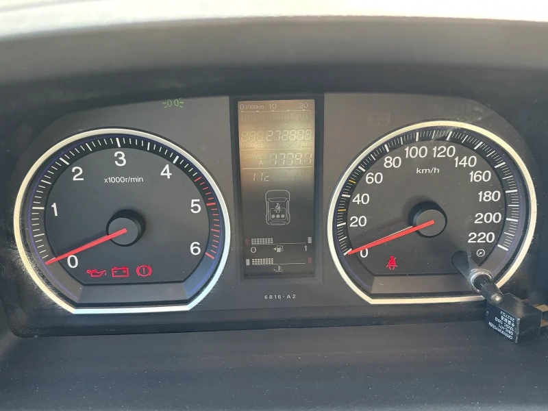 Honda Cr-v, снимка 12 - Автомобили и джипове - 52507941