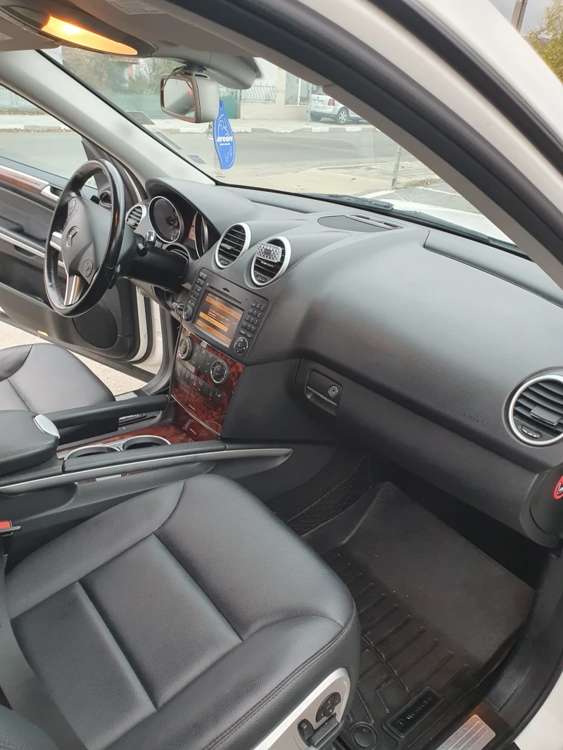 Mercedes-Benz ML 350 Фейслифт , снимка 12 - Автомобили и джипове - 52896375