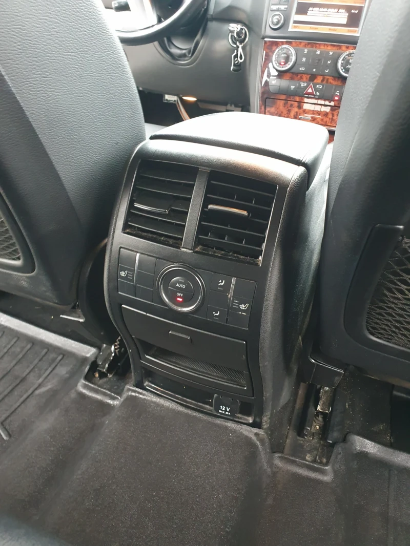Mercedes-Benz ML 350 Фейслифт , снимка 14 - Автомобили и джипове - 52896375