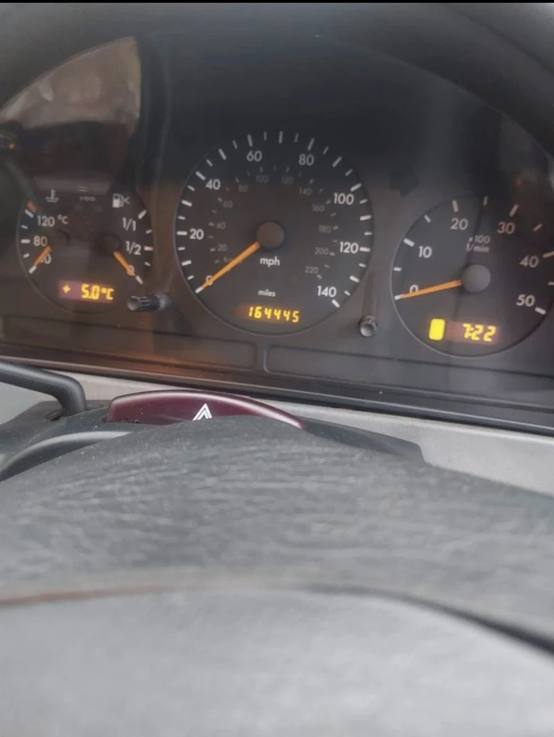 Mercedes-Benz ML 270, снимка 9 - Автомобили и джипове - 53459018