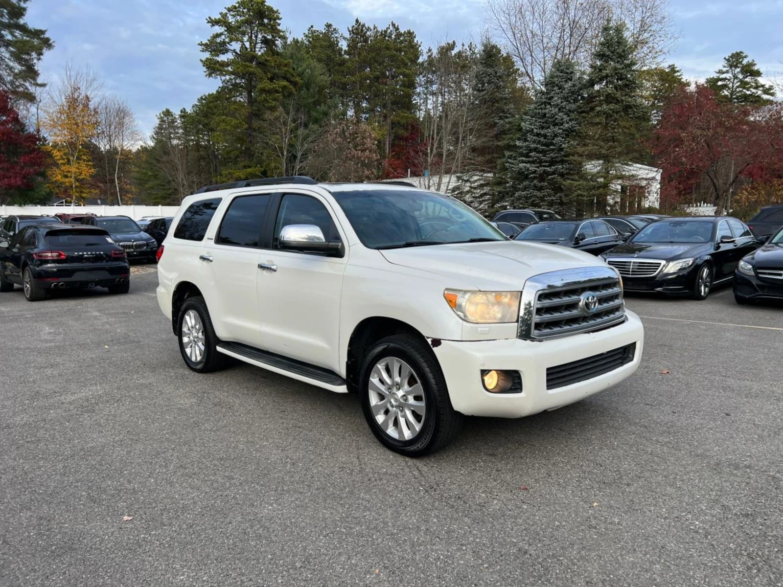 Toyota Sequoia Platinum  - изображение 2