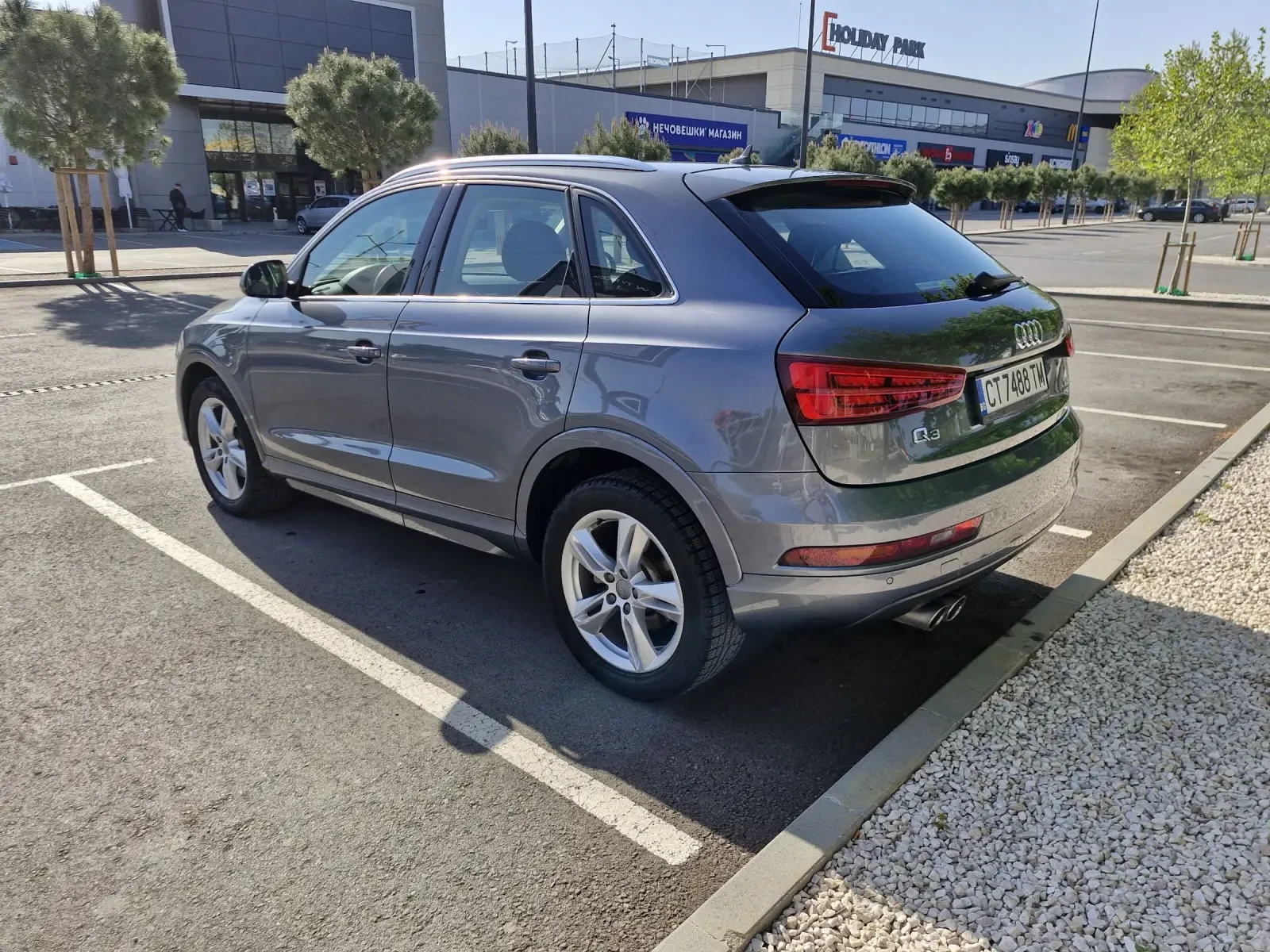 Audi Q3 2.0 TDI  автомат, пера на волана, рекаро салон  - изображение 3