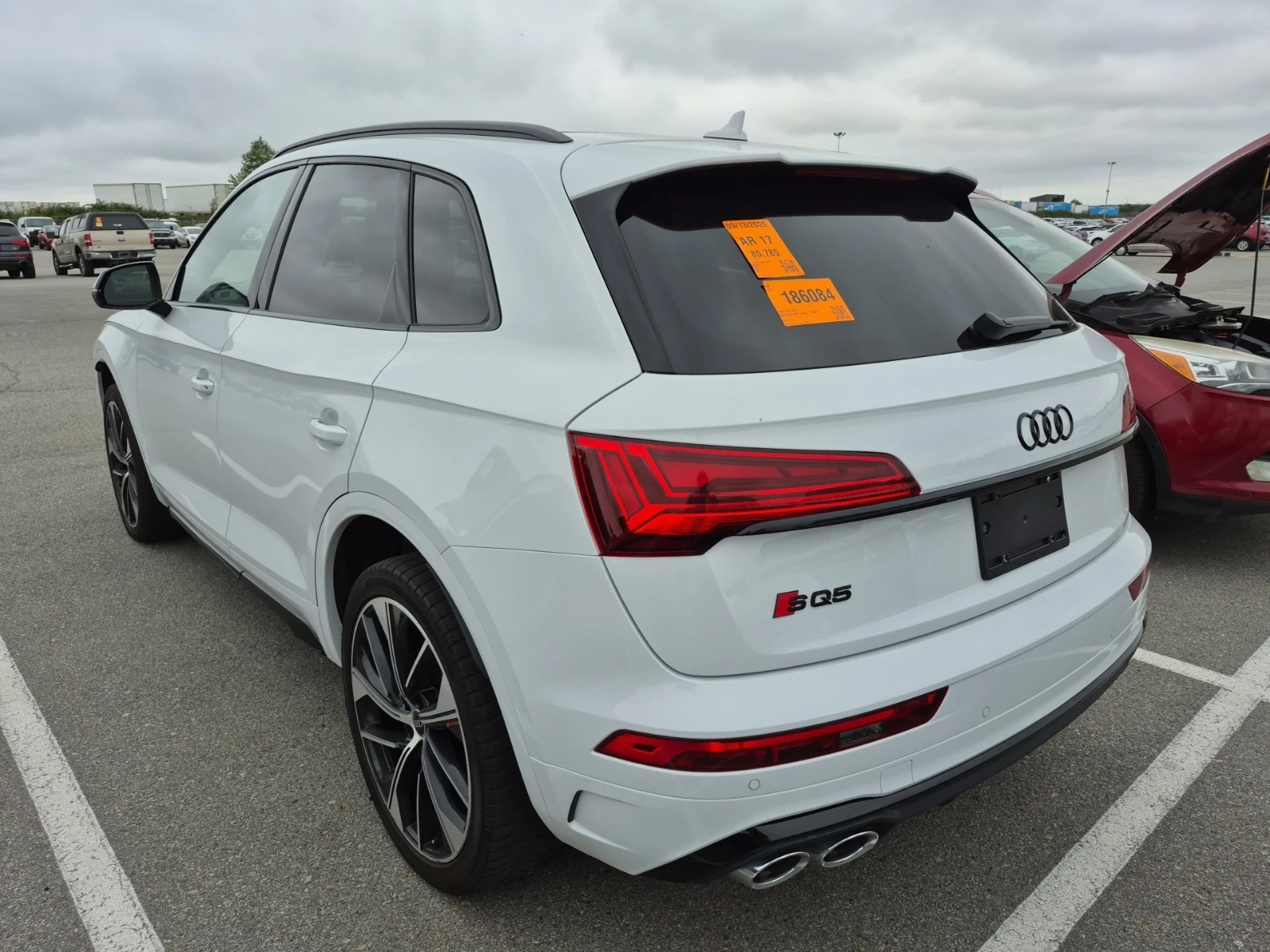 Audi SQ5 * CARFAX* АВТОФИНАНСИРАНЕ БЕЗ ПЪРВОНАЧАЛНА ВНОСКА! - изображение 4