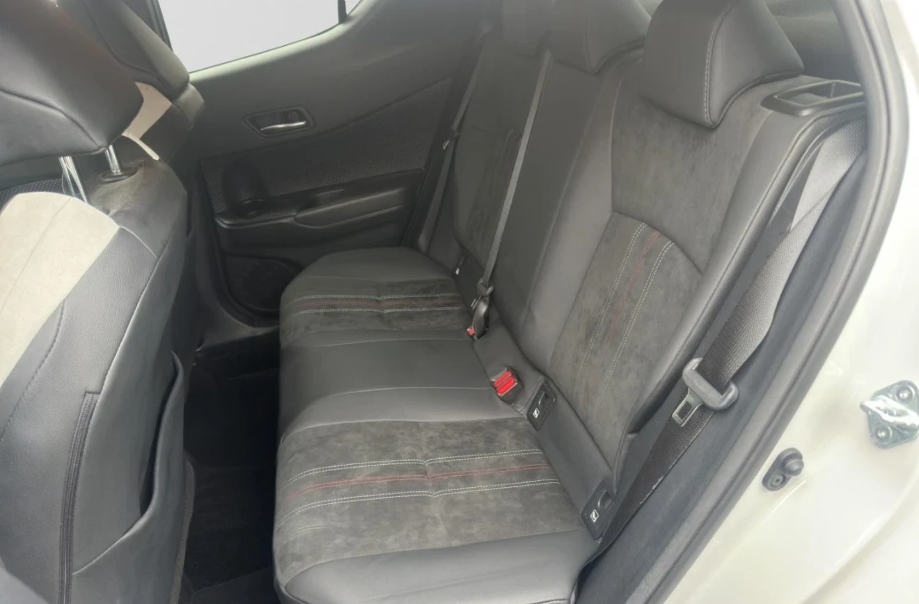 Toyota C-HR  GR Sport 2.0 184 k.c.   | Mobile.bg   8