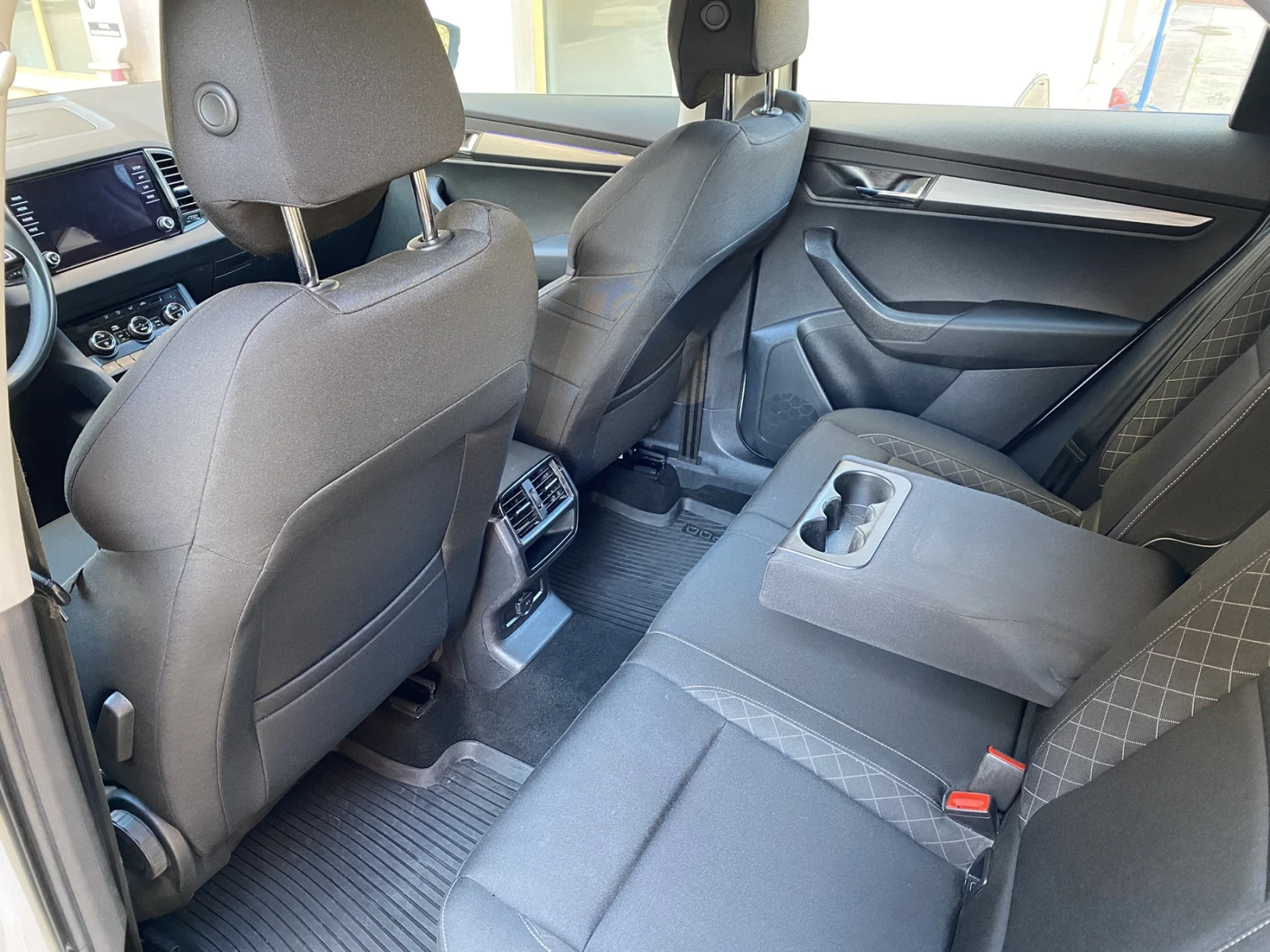 Skoda Karoq 1.5 TSI / Ambition / 150��. | Mobile.bg � ����������� 12