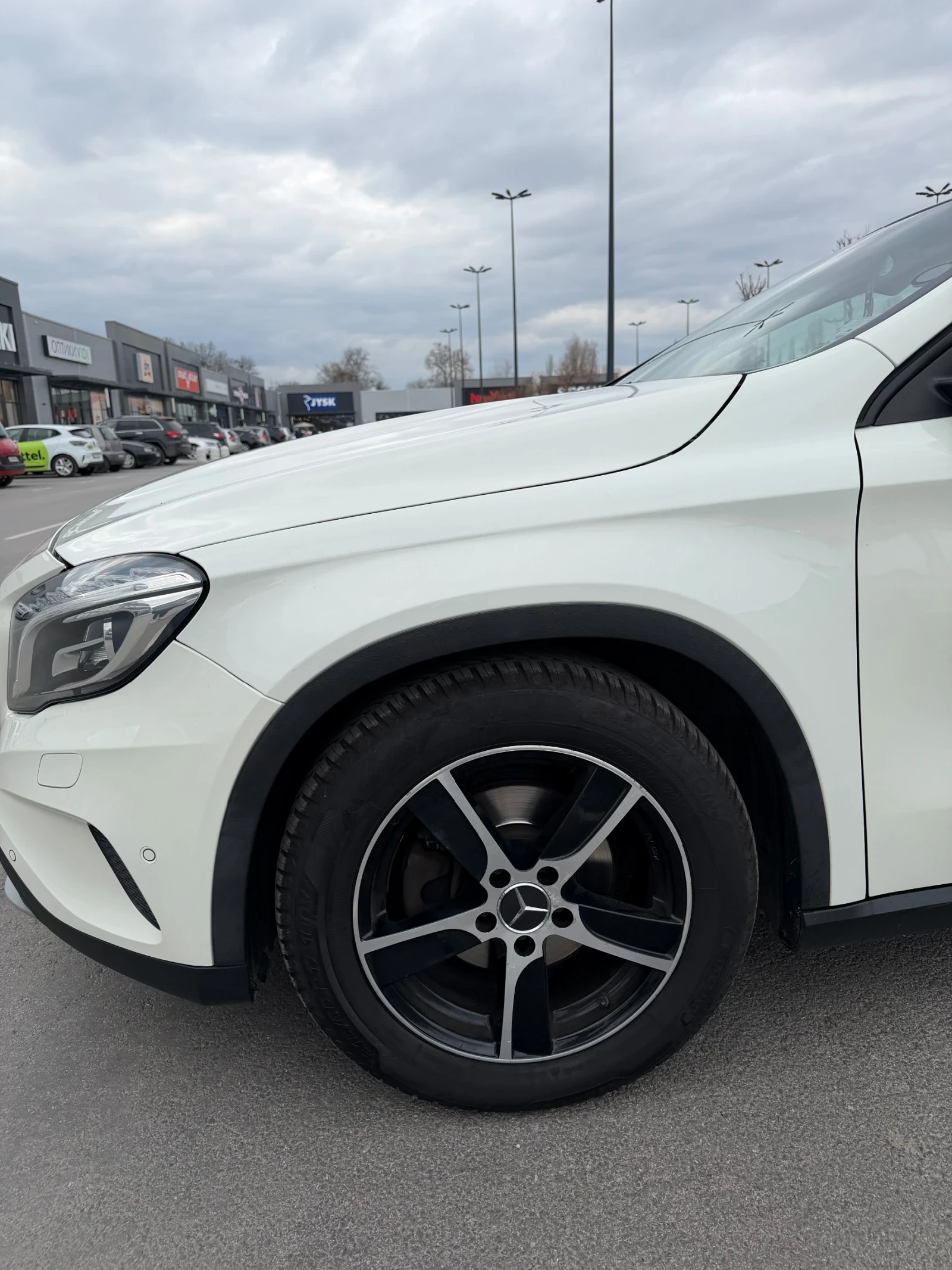 Mercedes-Benz GLA 200 Mercedes GLA 200 , снимка 3 - Автомобили и джипове - 53935833