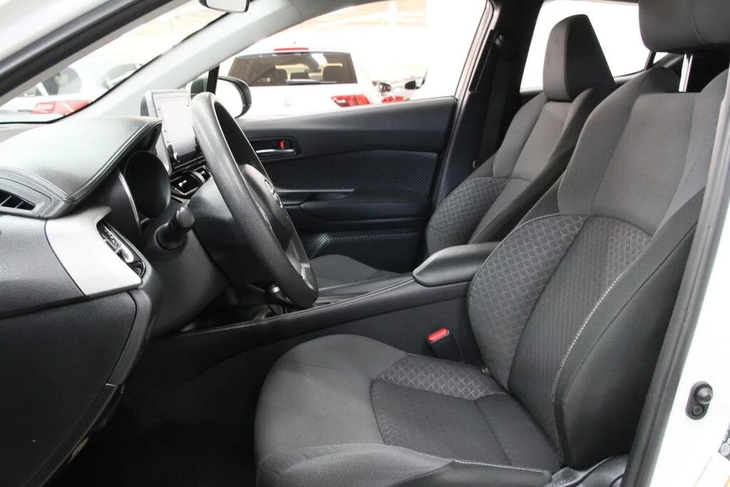 Toyota C-HR АвтоКредит  (ЦЕНА ДО БГ), снимка 6 - Автомобили и джипове - 54001884