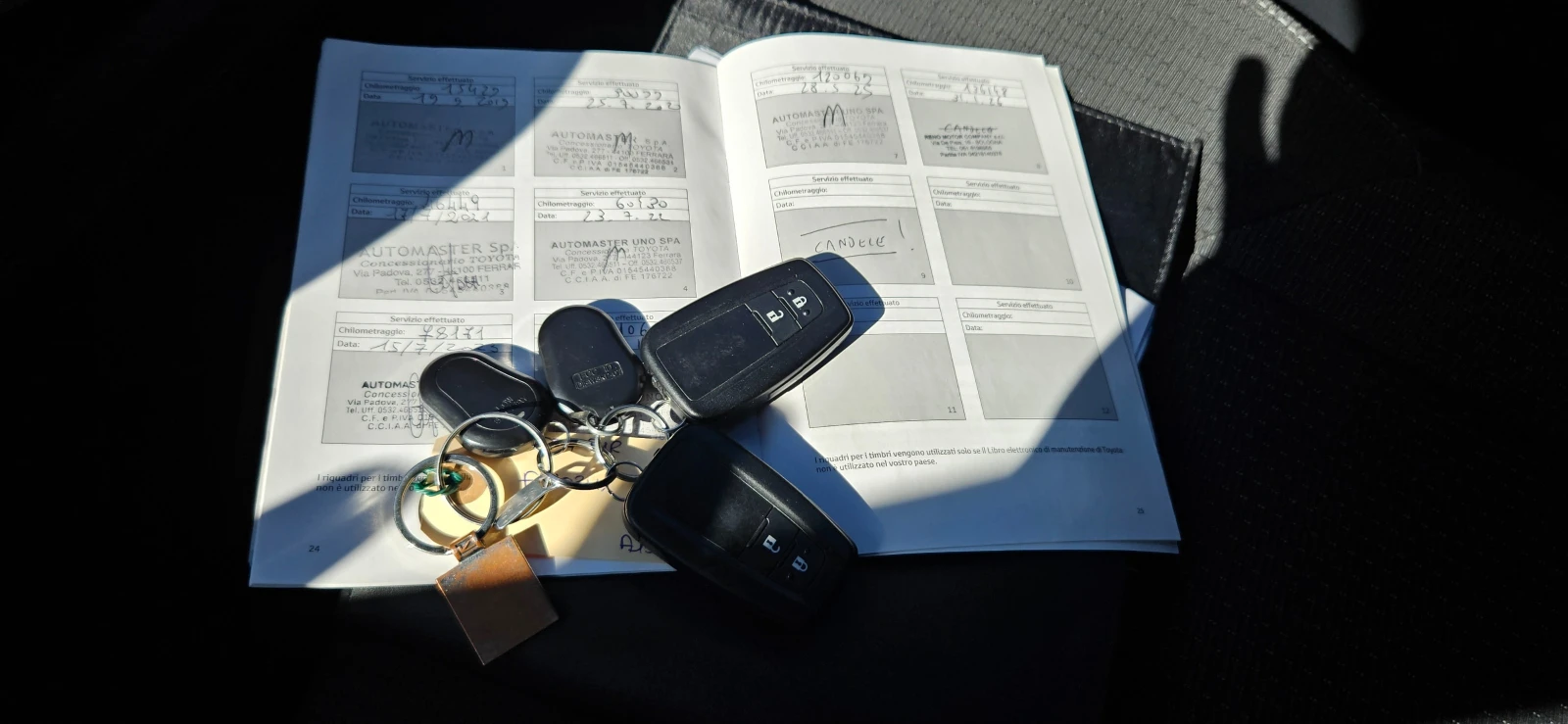 Toyota C-HR 1.8 Hybrid E-CVT Trend EURO 6D, снимка 14 - Автомобили и джипове - 54421082