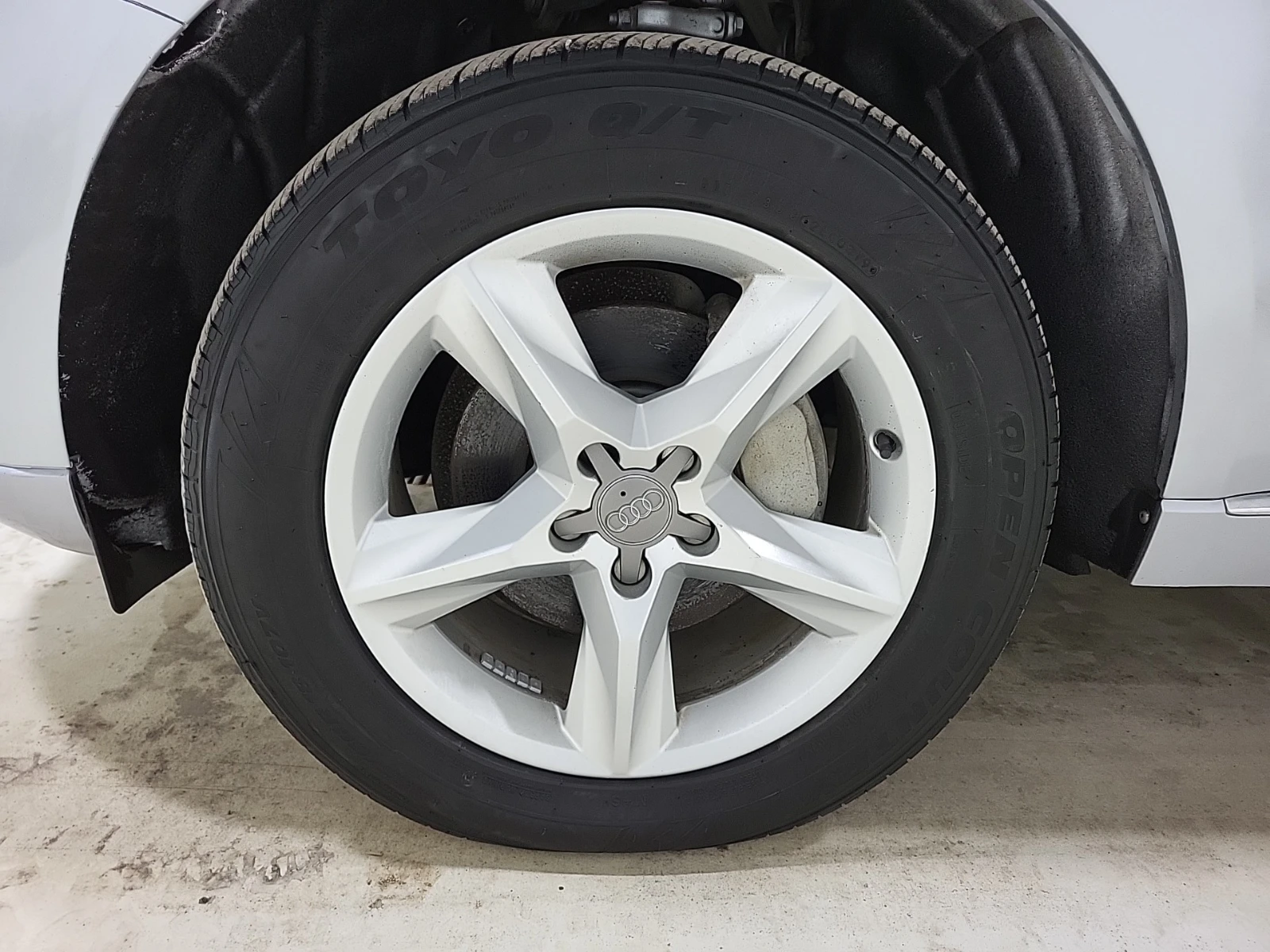 Audi Q5 2.0T Komfort, снимка 8 - Автомобили и джипове - 54484429