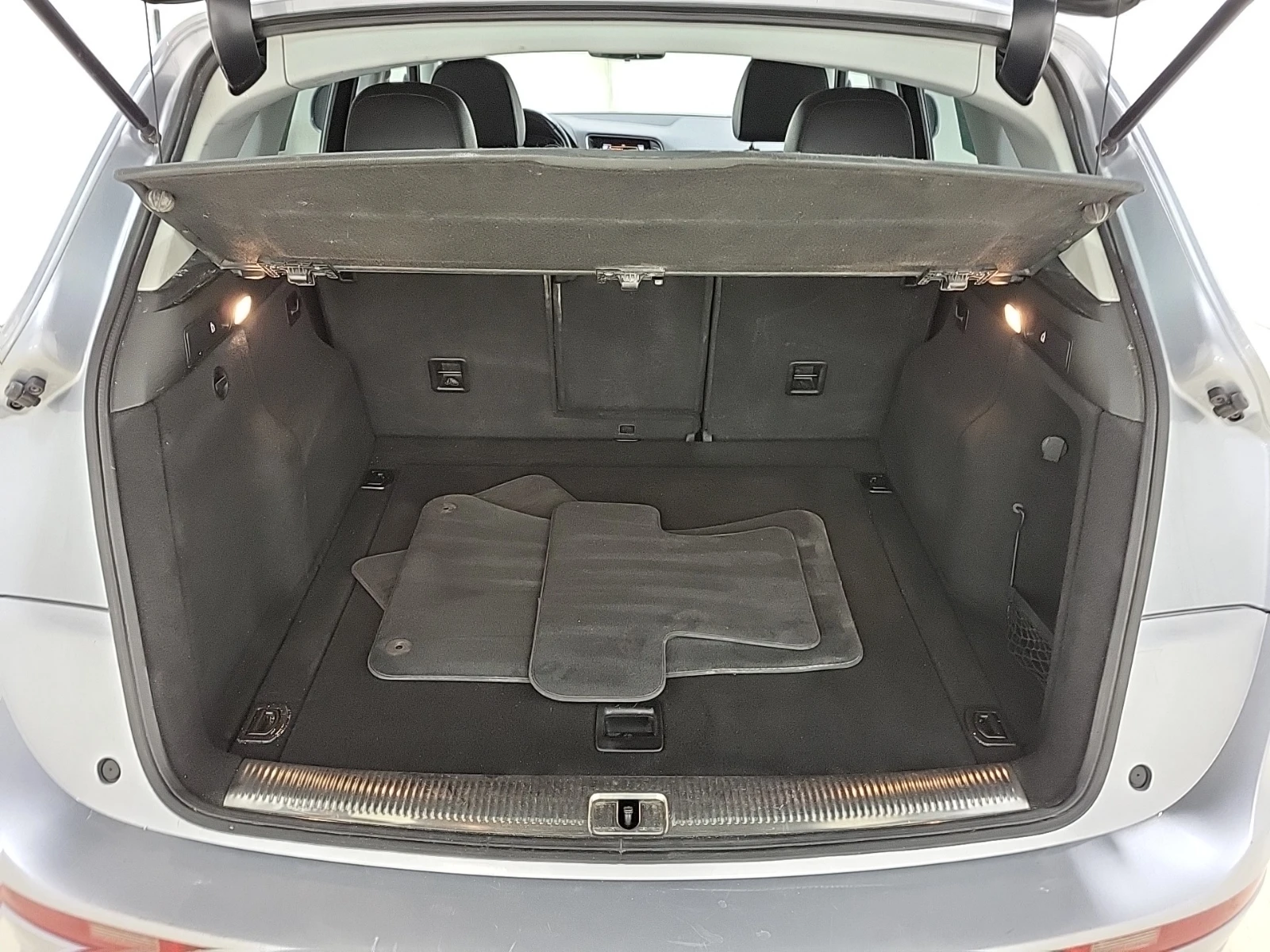 Audi Q5 2.0T Komfort, снимка 9 - Автомобили и джипове - 54484429