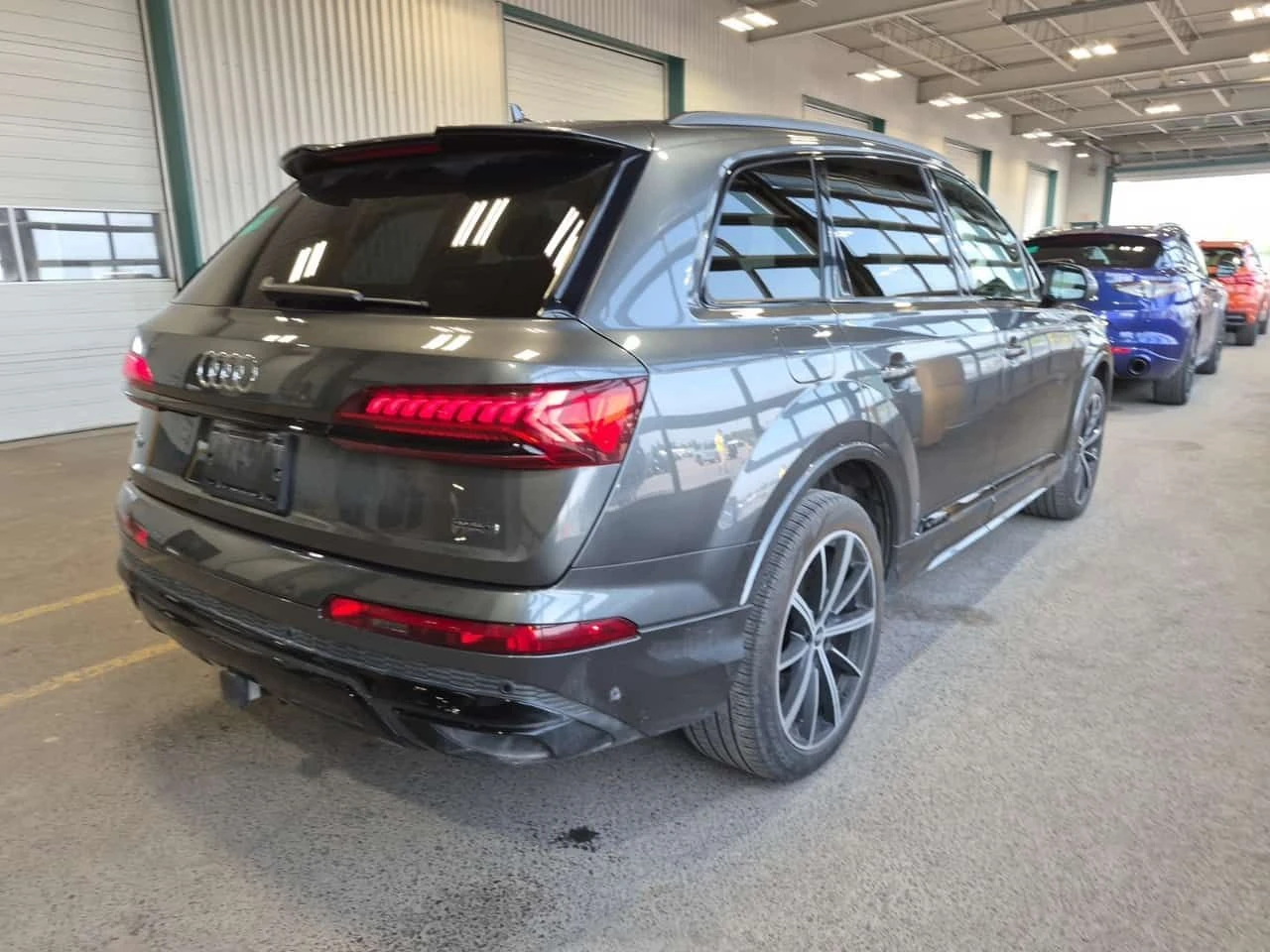Audi Q7 S LINE/PROGRESSIV/CARFAX /ОБДУХ/ПОДГРЕВ/ПАНО/2 КЛЮ, снимка 3 - Автомобили и джипове - 55269852