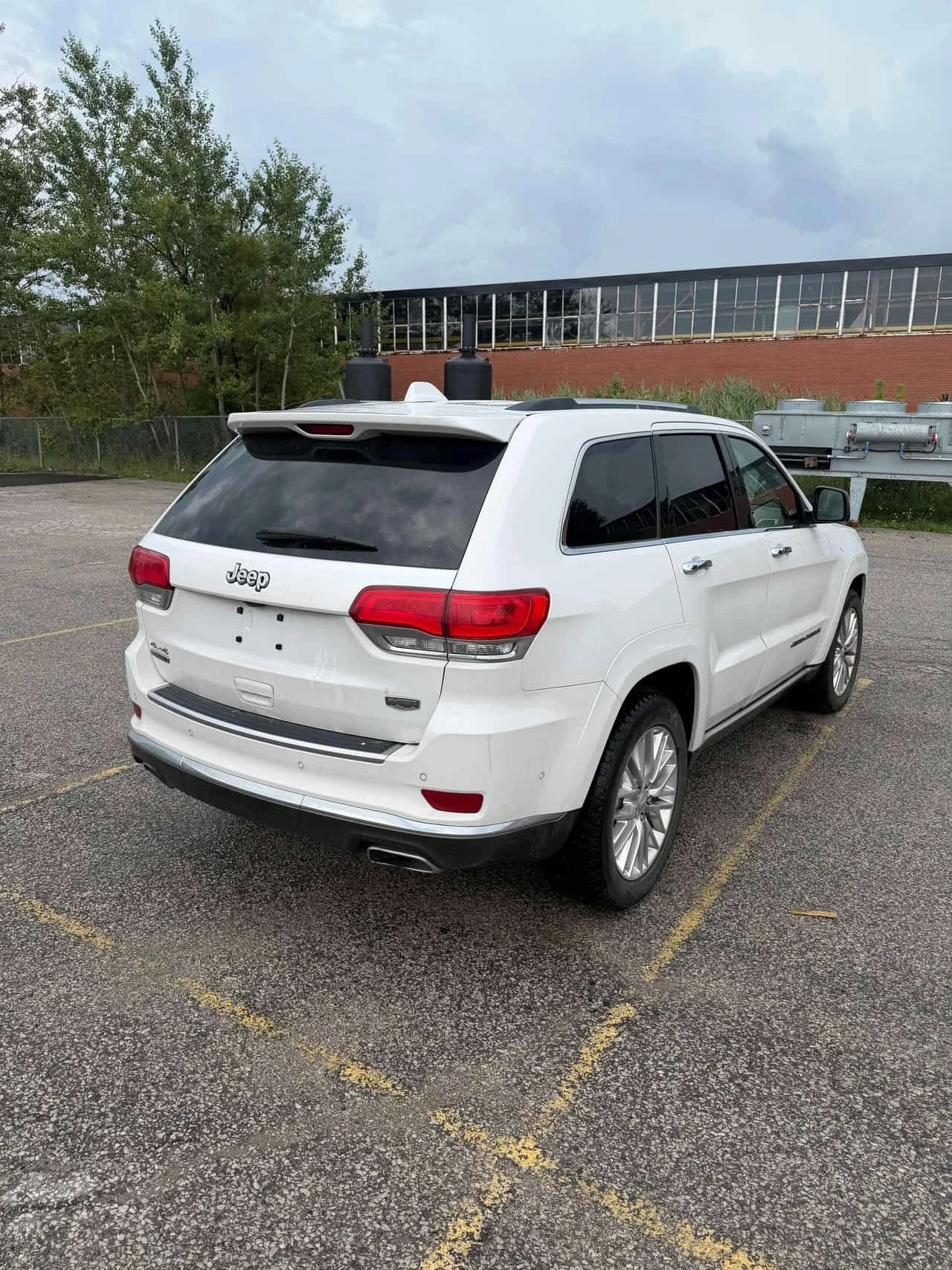 Jeep Grand cherokee * Summit * АВТОКРЕДИТ БЕЗ ПЪРВОНАЧАЛНА ВНОСКА* , снимка 12 - Автомобили и джипове - 55342767