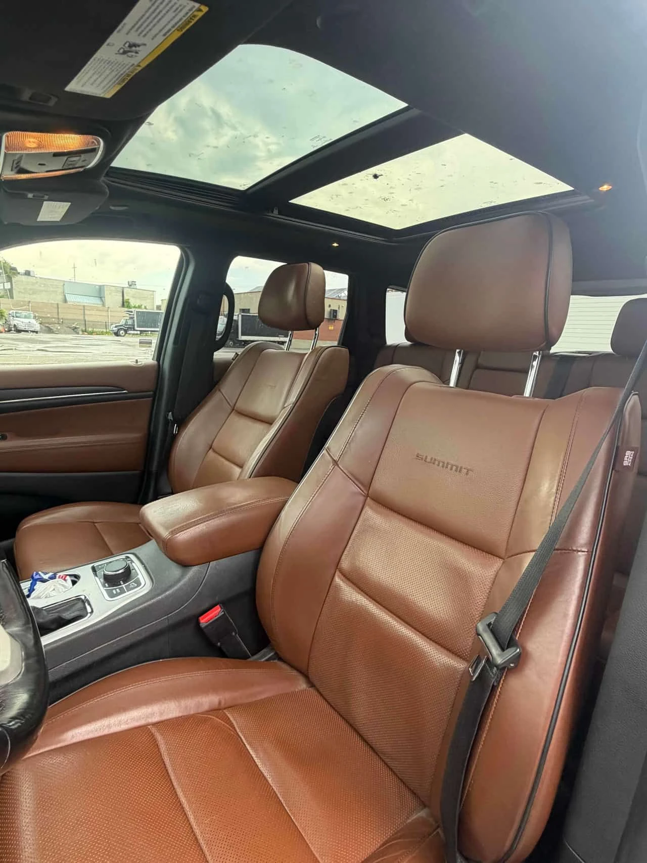 Jeep Grand cherokee * Summit * АВТОКРЕДИТ БЕЗ ПЪРВОНАЧАЛНА ВНОСКА* , снимка 11 - Автомобили и джипове - 55342767