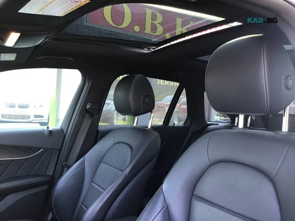 Mercedes-Benz GLC 300 AMG* ПАМЕТ* ПОДГРЕВ* ПАНОРАМА* , снимка 12 - Автомобили и джипове - 55706226