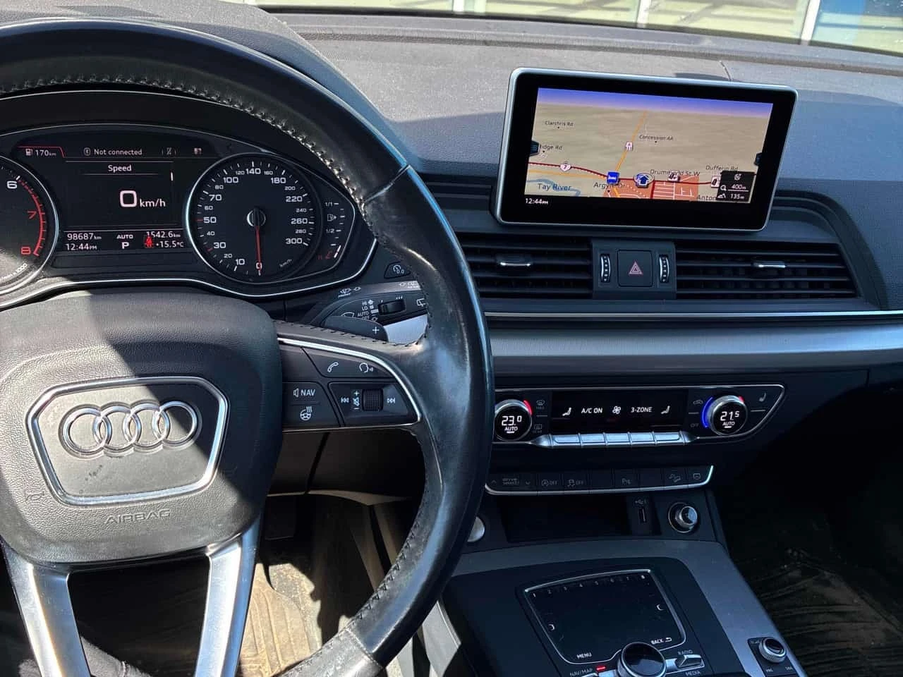 Audi Q5 Progressiv/CARFAX/КЛИП НА МОТОРА/, снимка 9 - Автомобили и джипове - 56637162