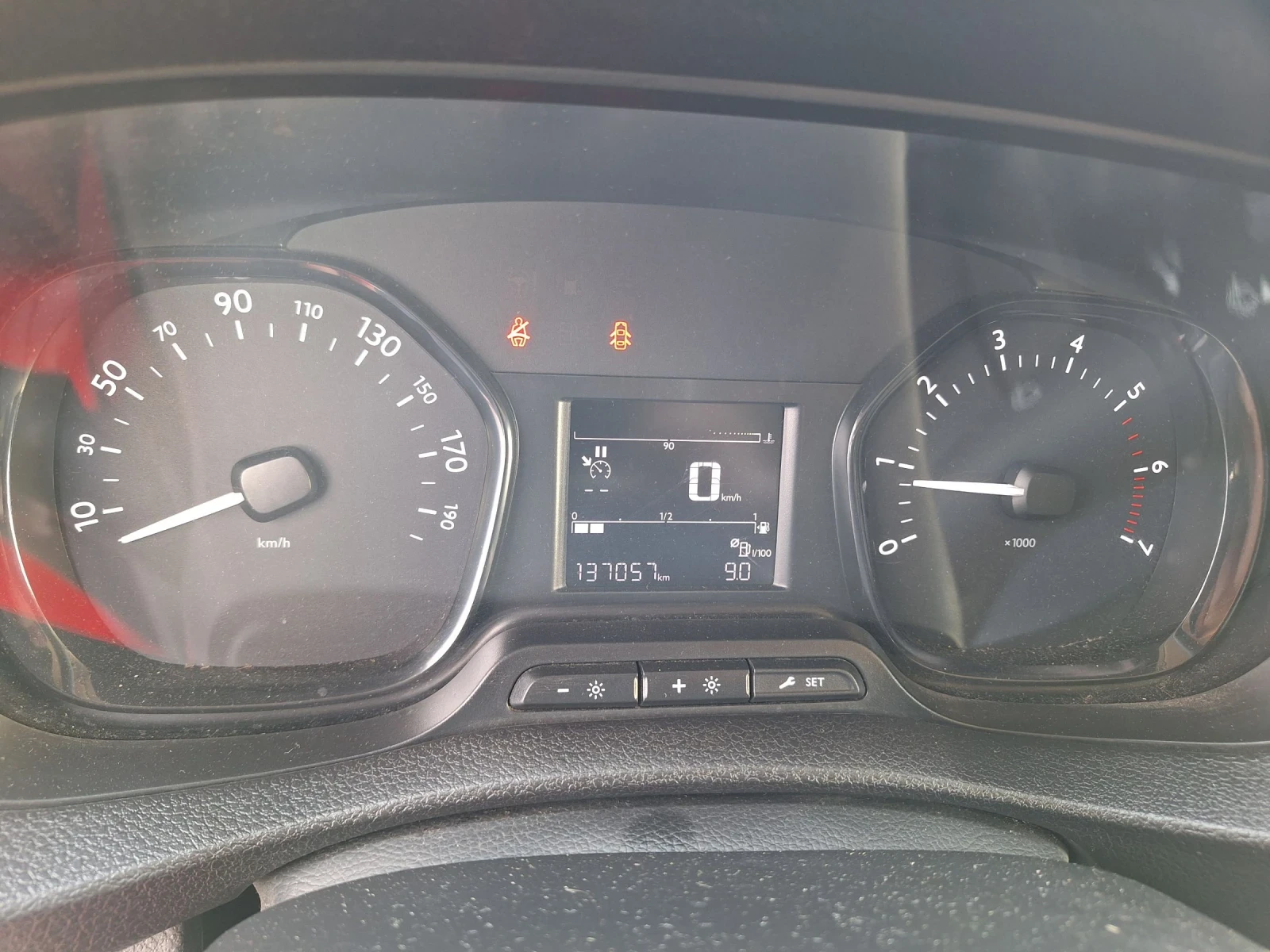 Toyota Proace Дизел от Италия - изображение 7