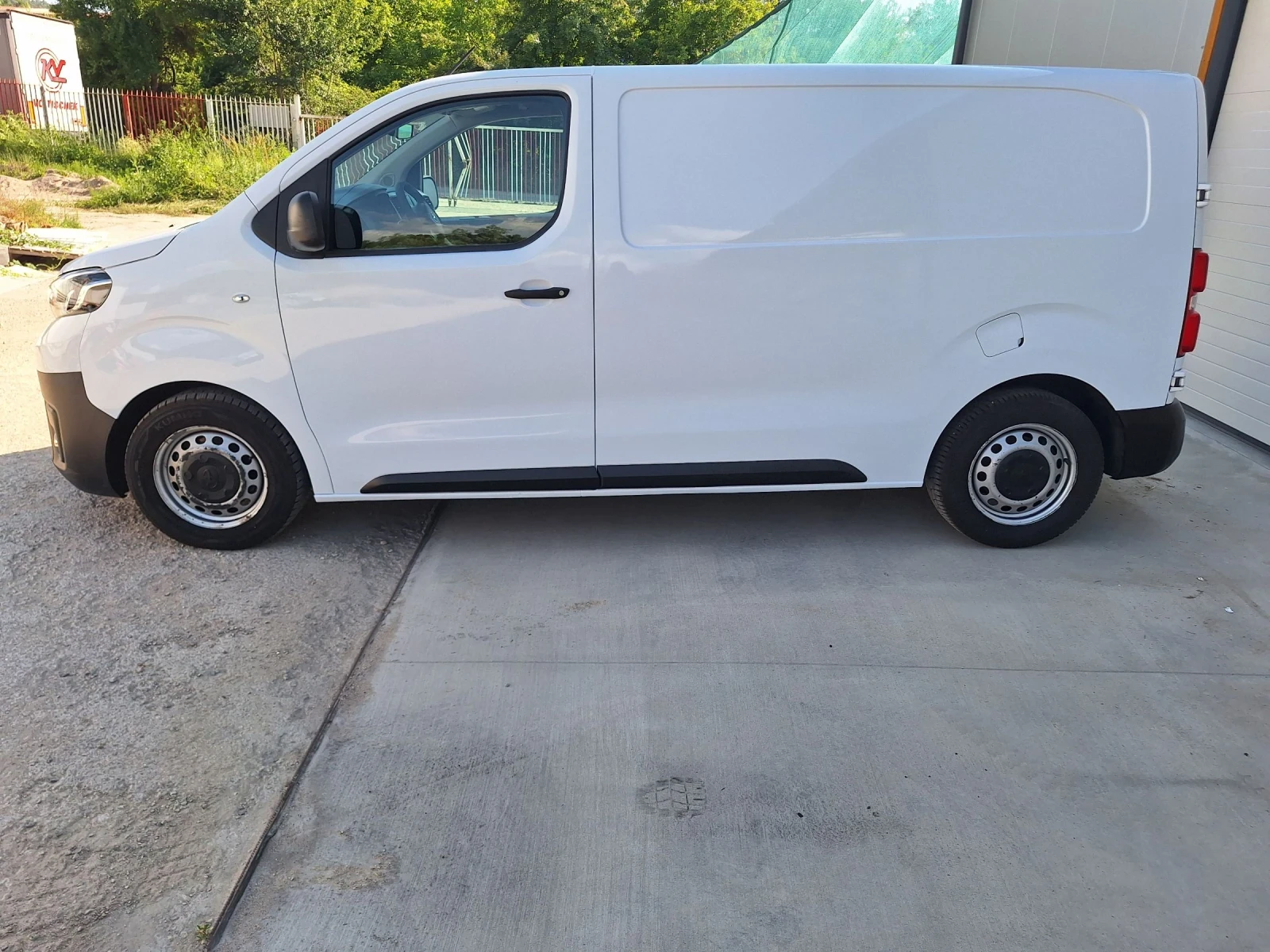 Toyota Proace Дизел от Италия - изображение 4