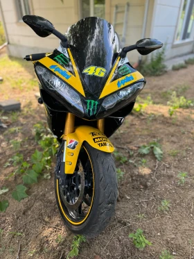  Yamaha YZF-R1