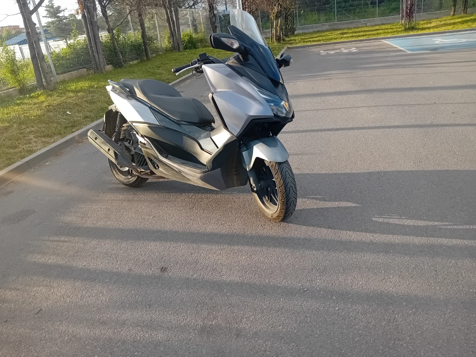 Honda Forza 125