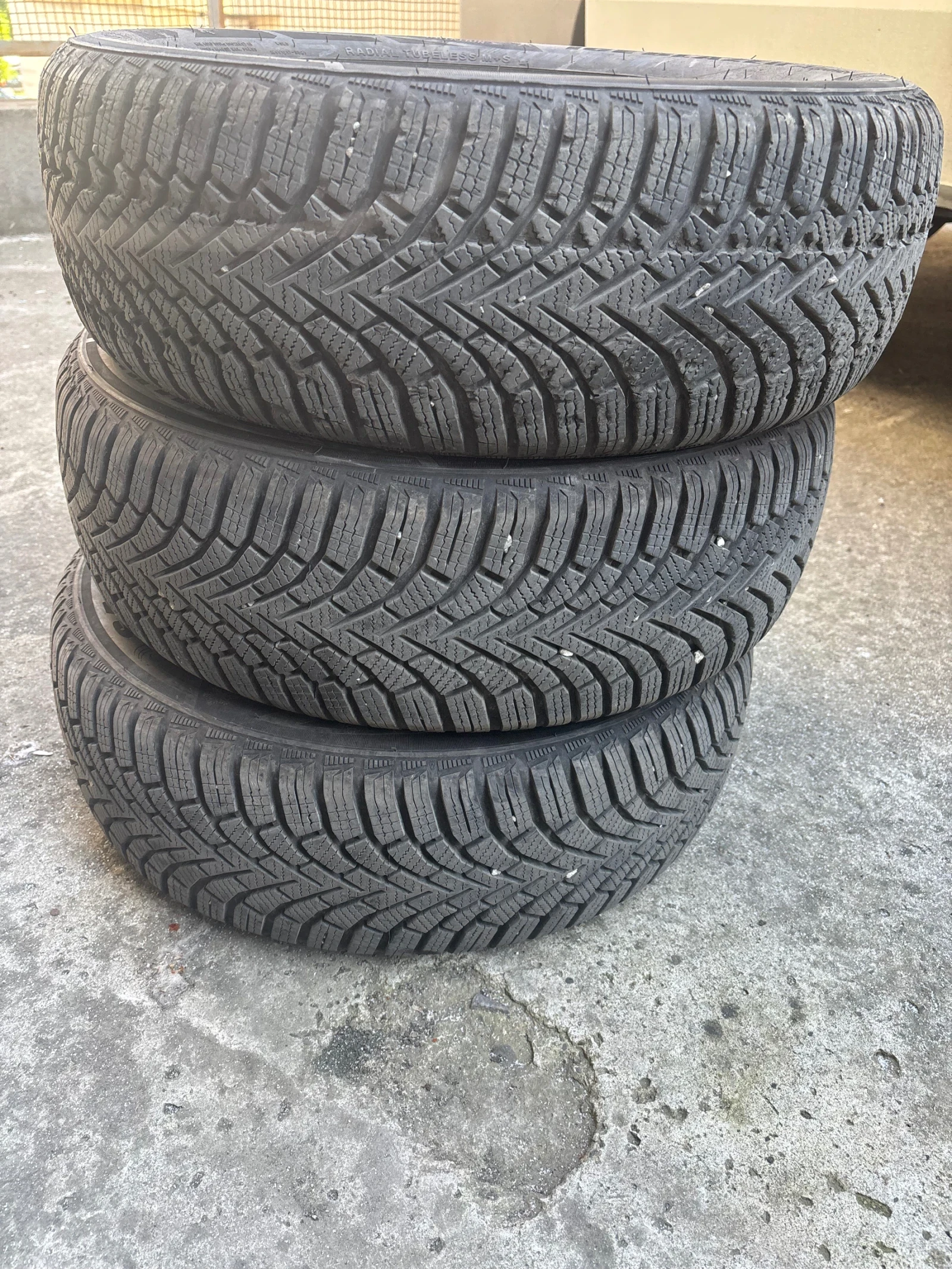 ���� 185/60R15 | Mobile.bg � ����������� 4