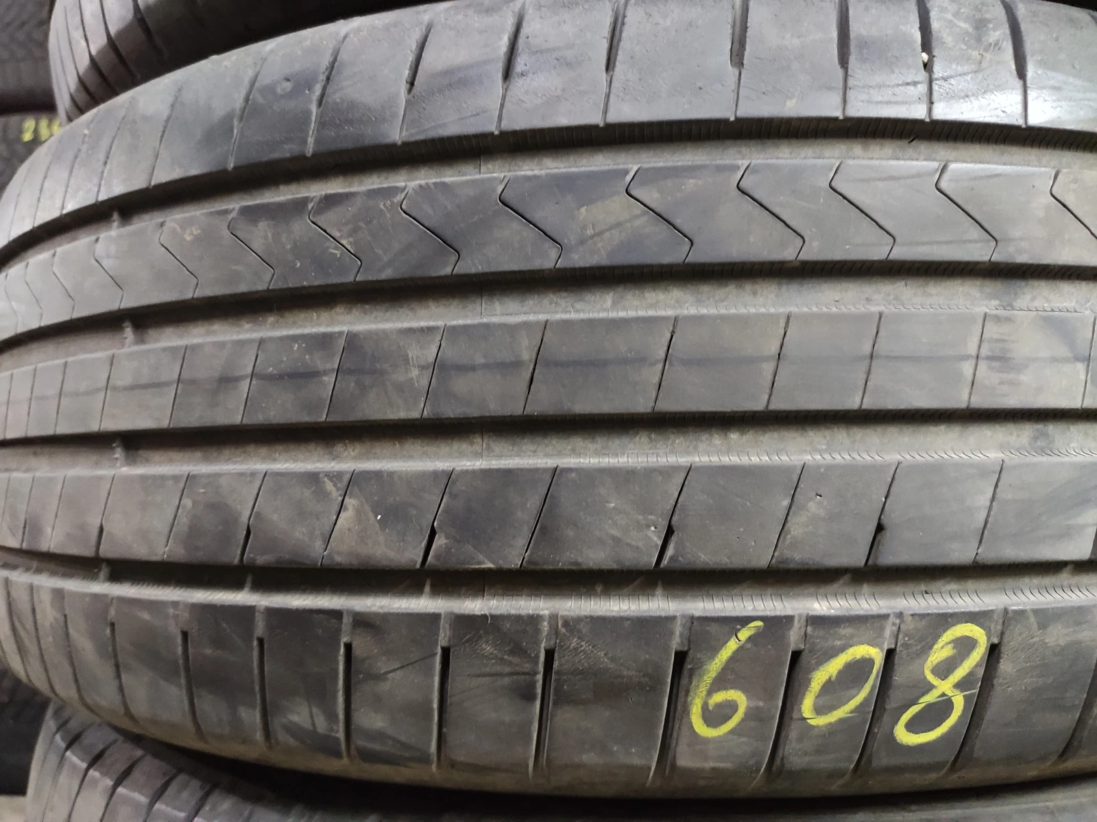 ���� 235/55R18 | Mobile.bg � ����������� 2