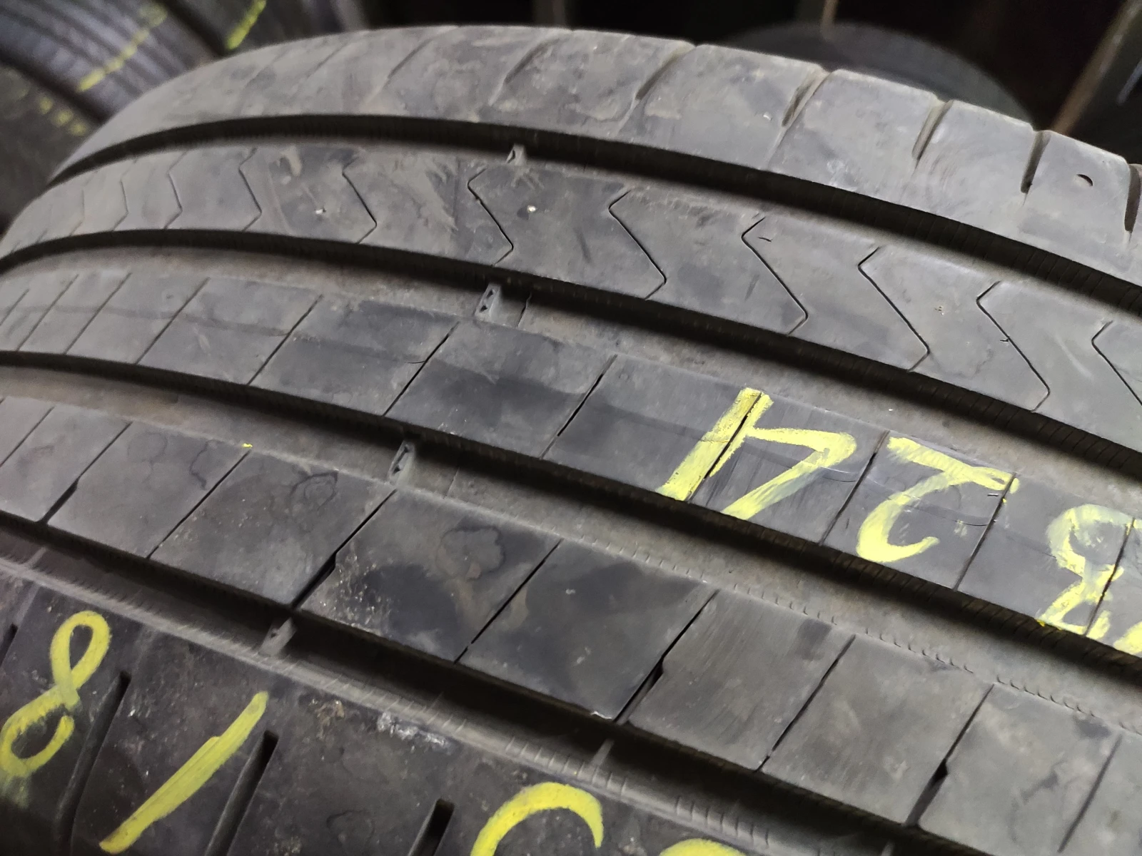 ���� 235/55R18 | Mobile.bg � ����������� 5