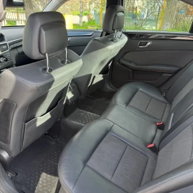 Mercedes-Benz E 220, снимка 9