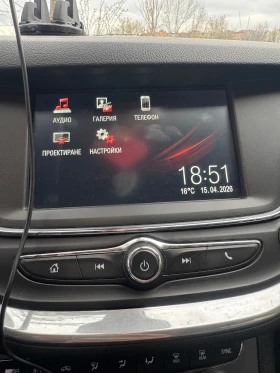 Opel Astra спорт тоурер, снимка 8