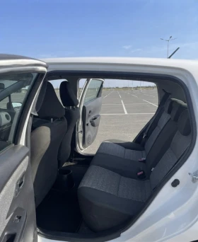 Toyota Yaris 1.4 D-4D 90kc Euro6b+ , снимка 10