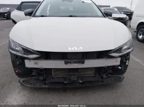 Kia EV6 WIND | KEYLESS | LANE ASSIST | BLIND SPOT | , снимка 12