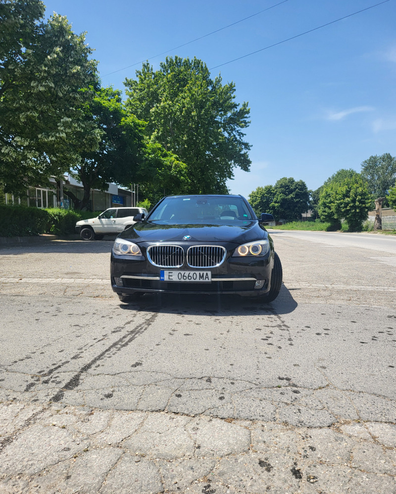 BMW 740 xDrive, снимка 2 - Автомобили и джипове - 46233569