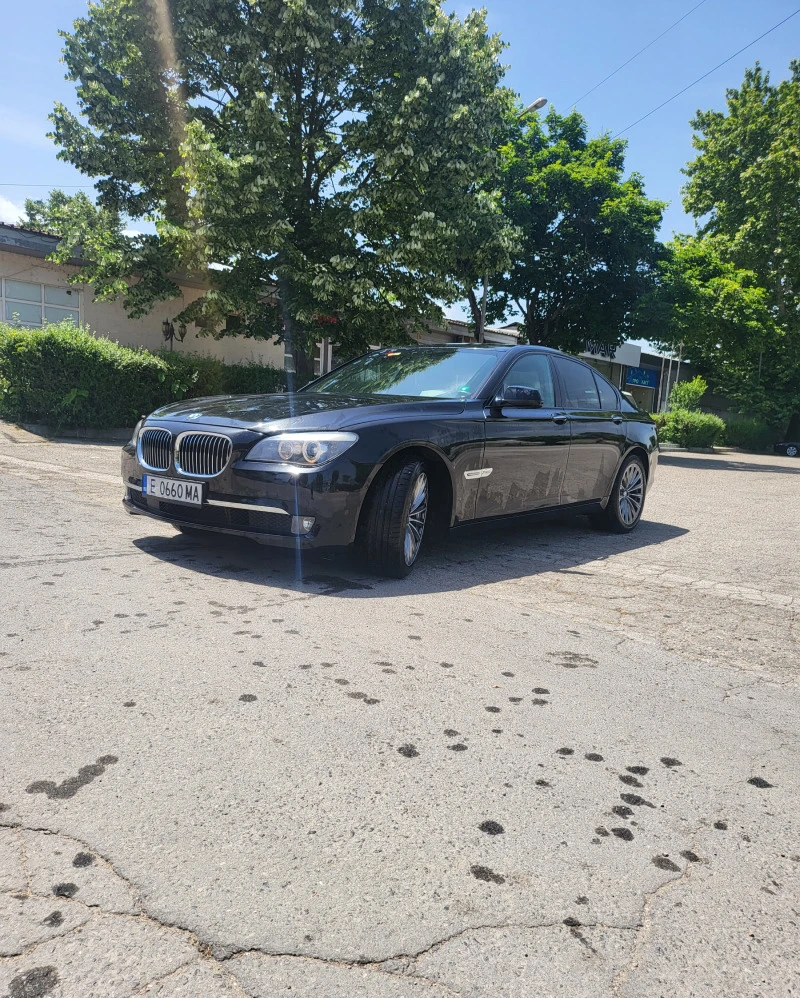 BMW 740 xDrive, снимка 1 - Автомобили и джипове - 46943603