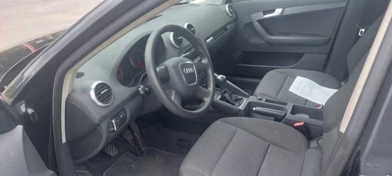 Audi A3 1600, снимка 13 - Автомобили и джипове - 47529957