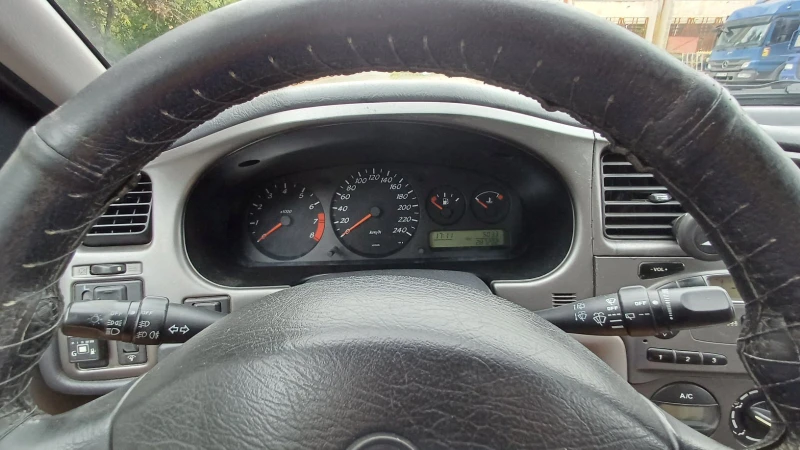 Nissan Primera ГИ Романо, снимка 8 - Автомобили и джипове - 46977809