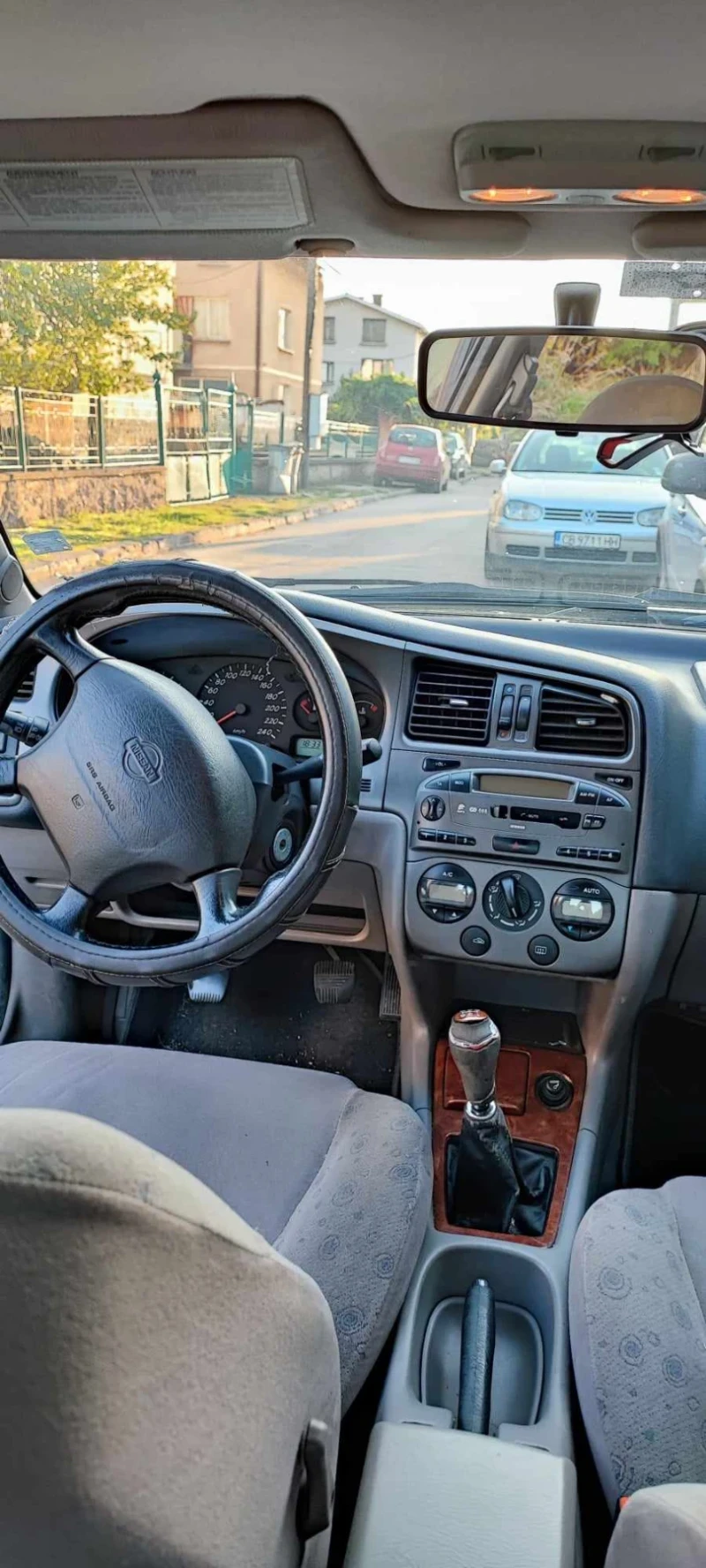 Nissan Primera, снимка 8 - Автомобили и джипове - 47335234