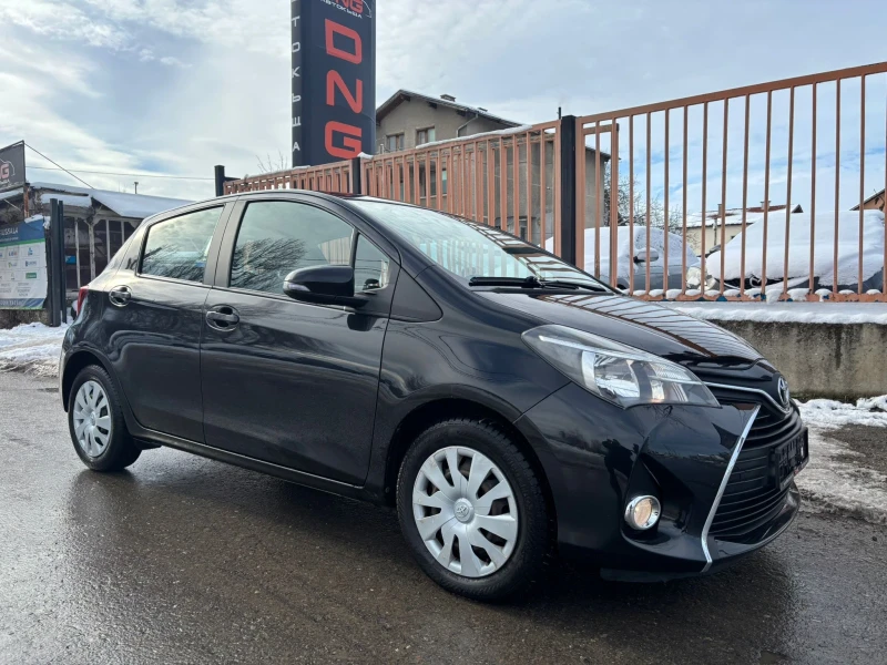 Toyota Yaris 1, 300/АВТОМАТИК/EURO6B, снимка 1 - Автомобили и джипове - 48666185