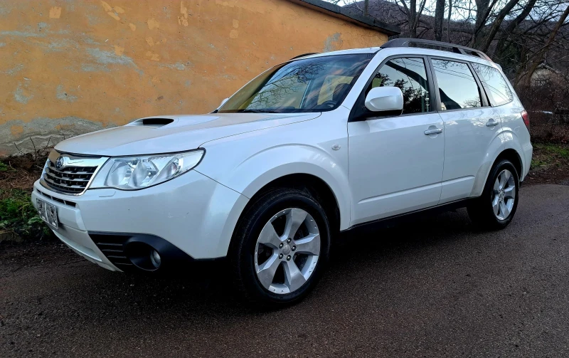 Subaru Forester 2.0 Дизел, снимка 2 - Автомобили и джипове - 49475444