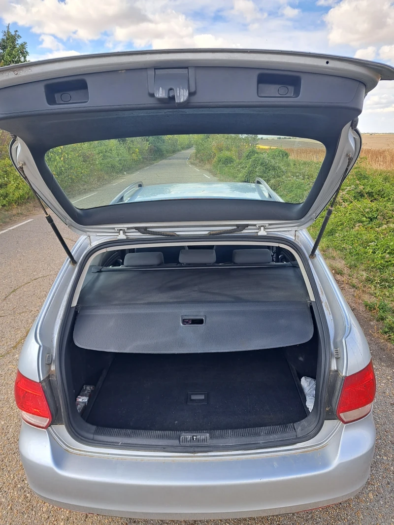 VW Golf, снимка 9 - Автомобили и джипове - 52273389