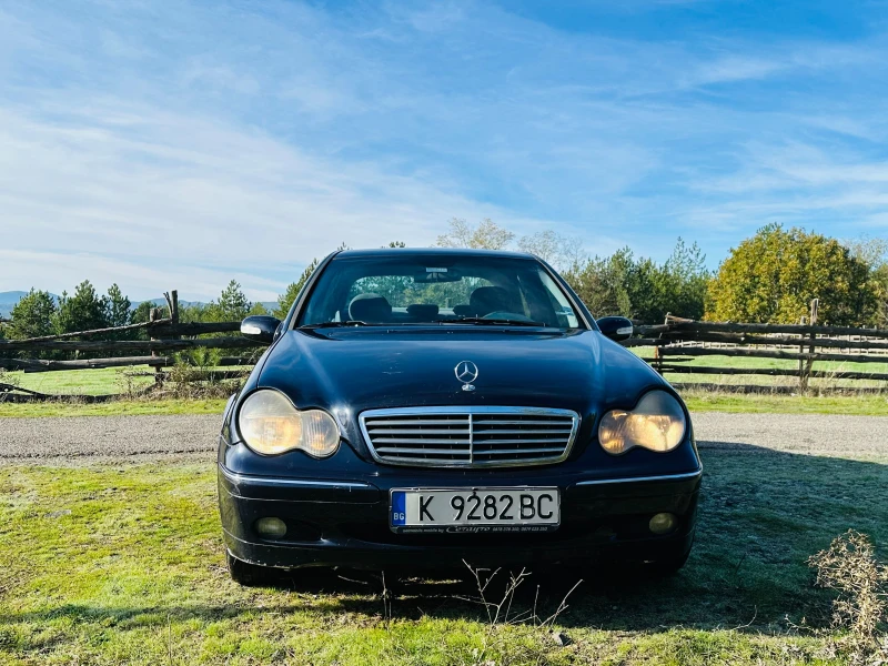 Mercedes-Benz C 220 W203, снимка 3 - Автомобили и джипове - 52395473