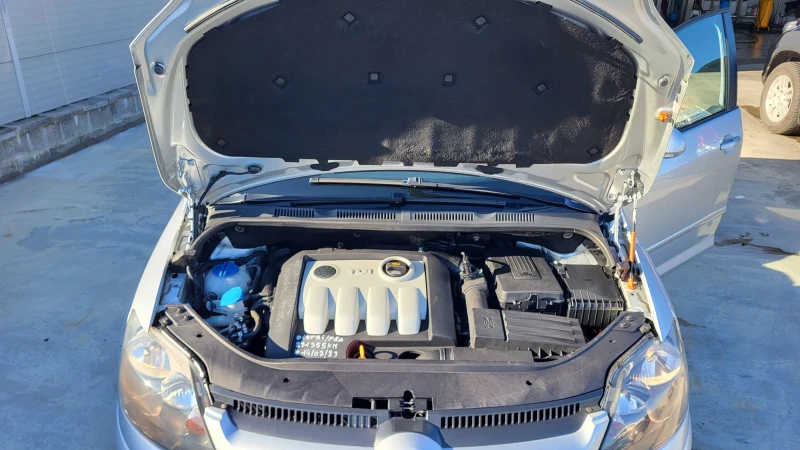 VW Golf Plus 1.9TDI-105 BKC, снимка 12 - Автомобили и джипове - 52422515