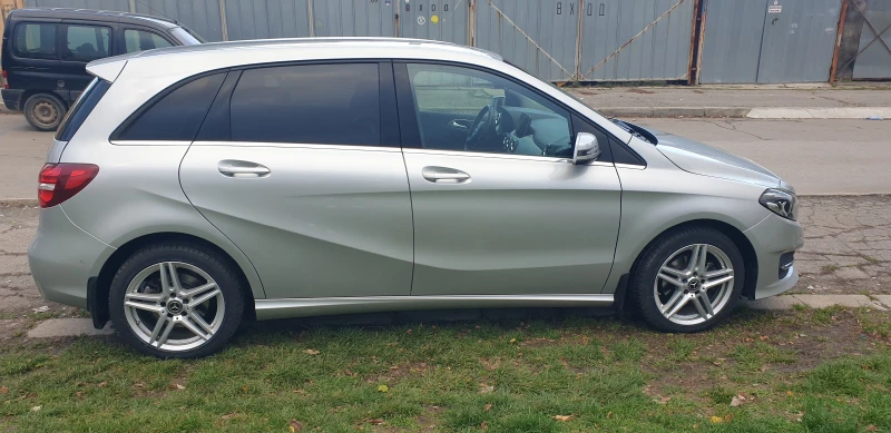 Mercedes-Benz B 220 CDI 4MATIC, снимка 7 - Автомобили и джипове - 52754557