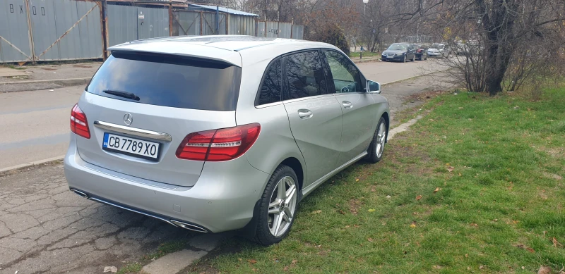 Mercedes-Benz B 220 CDI 4MATIC, снимка 6 - Автомобили и джипове - 52754557