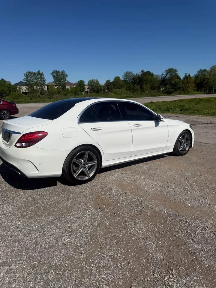 Mercedes-Benz C 300 4MATIC * ПОДГРЕВ * ПАНОРАМА * CARFAX, снимка 3 - Автомобили и джипове - 54821971