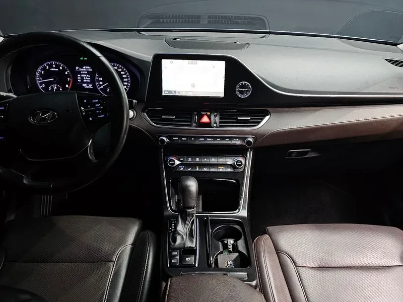 Hyundai Grandeur, снимка 7 - Автомобили и джипове - 54833590