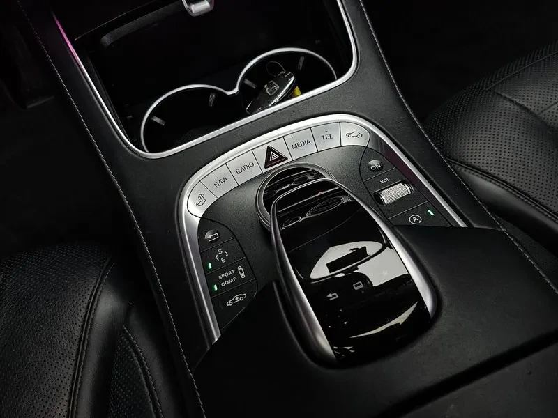 Mercedes-Benz S 500 L 4Matic, снимка 17 - Автомобили и джипове - 55717258