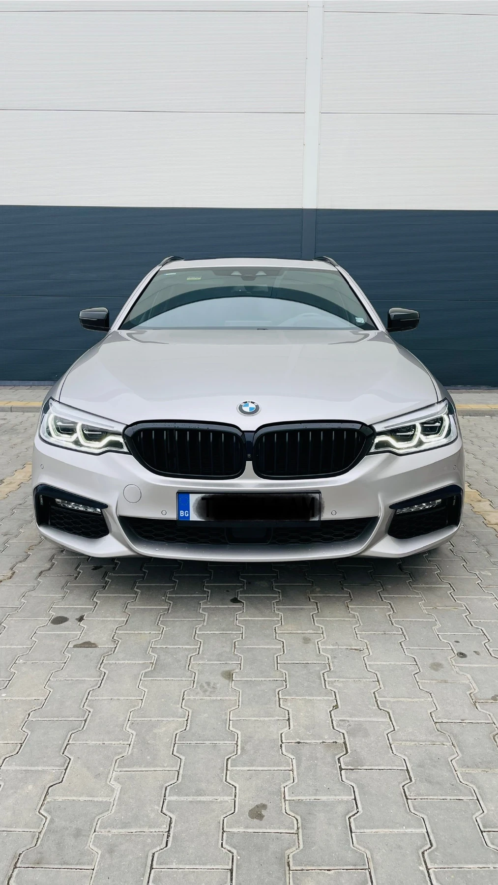 BMW 540 540d xDrive, снимка 1