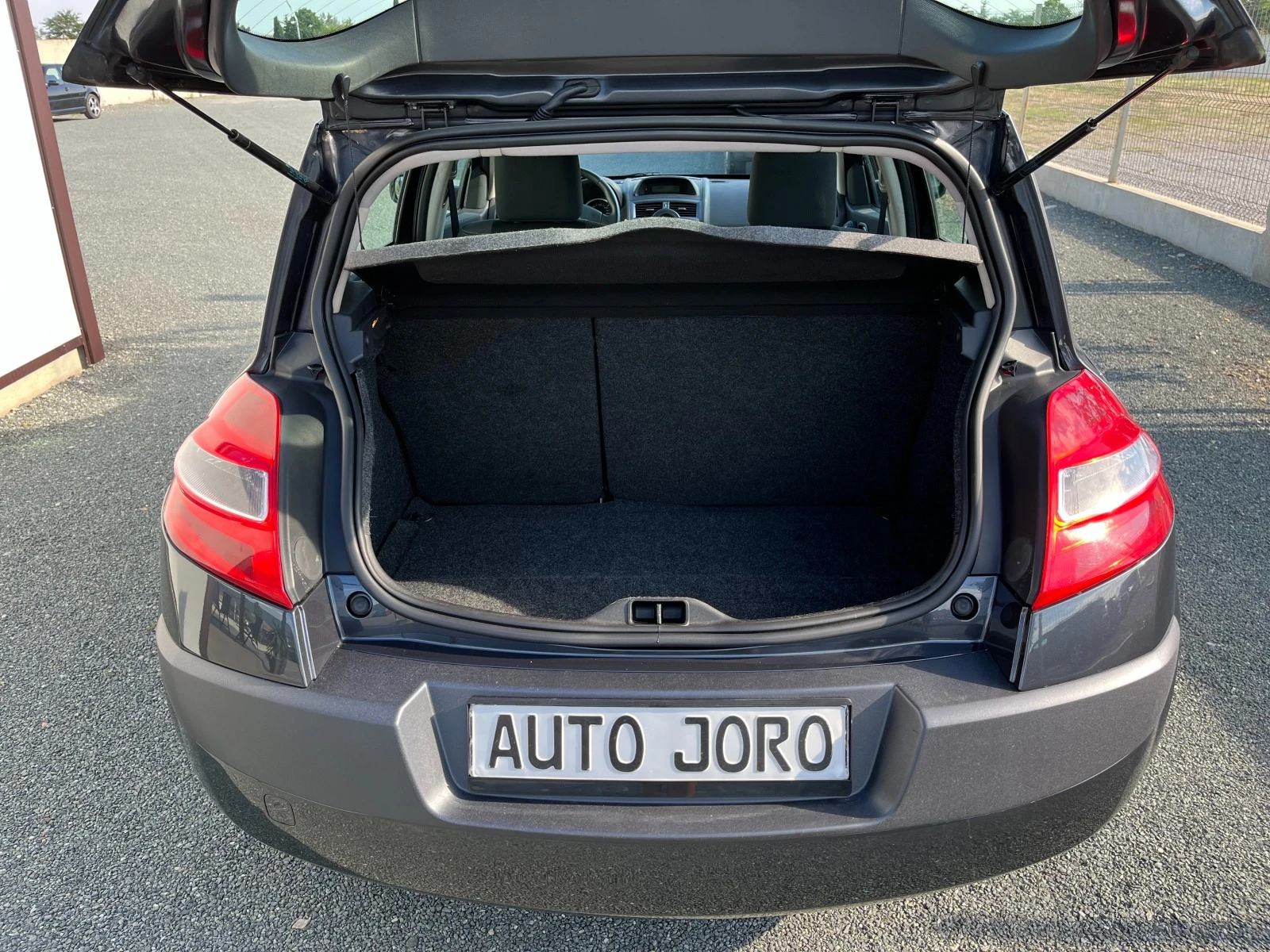 Renault Megane 1.6i-Газов Инжекцион | Mobile.bg — изображение 15