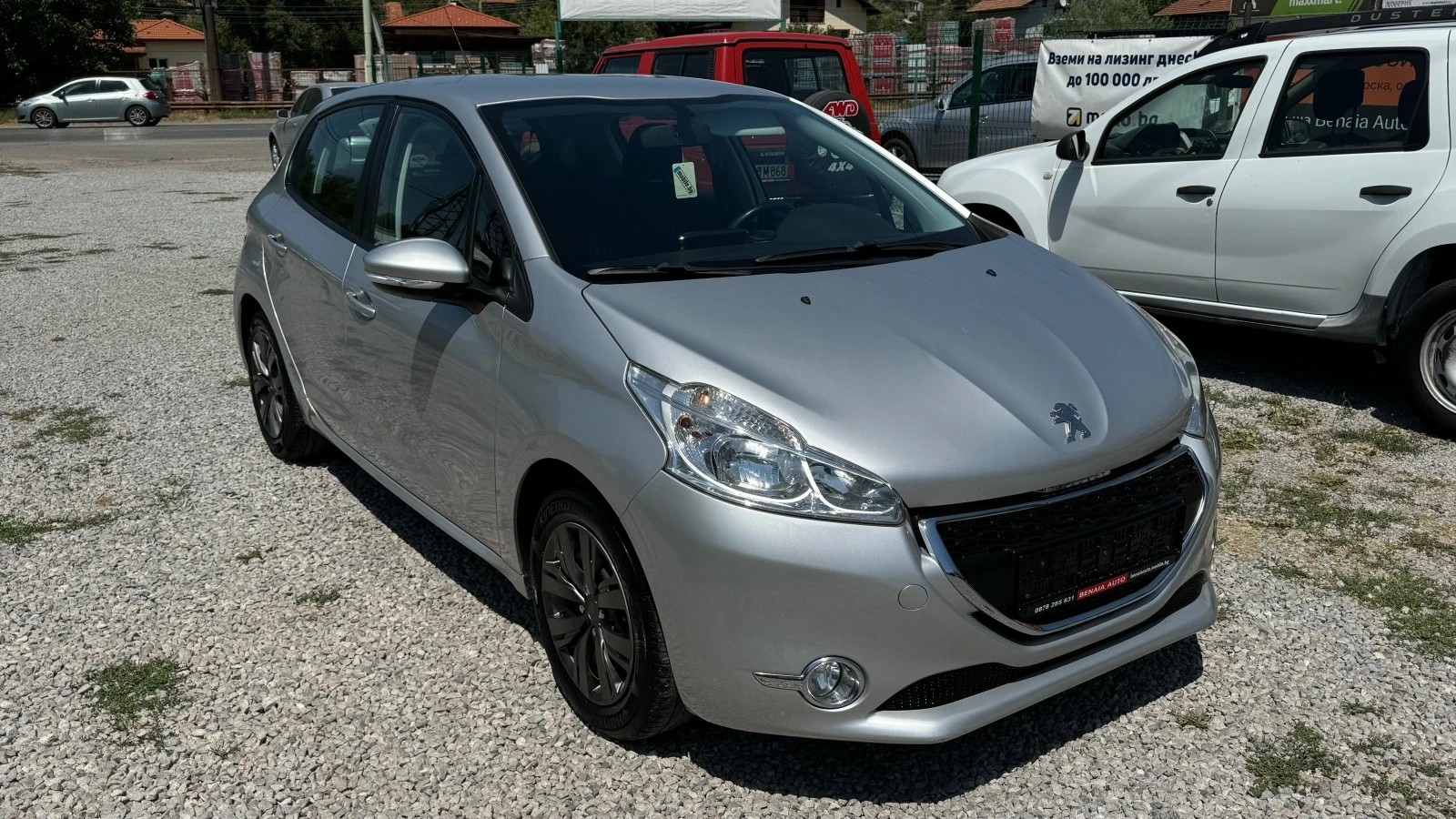 Peugeot 208 1.2 137.000 km euro 5B - изображение 6