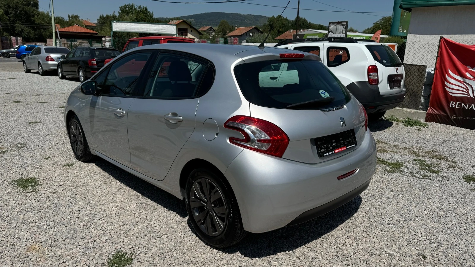 Peugeot 208 1.2 137.000 km euro 5B - изображение 4