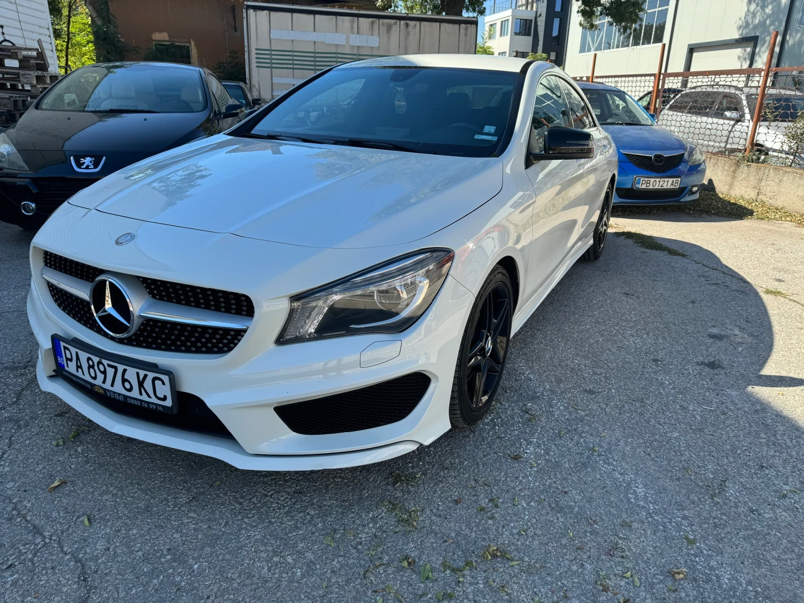 Mercedes-Benz CLA 220 CAMERA, AMG, 7G, F1 - изображение 2